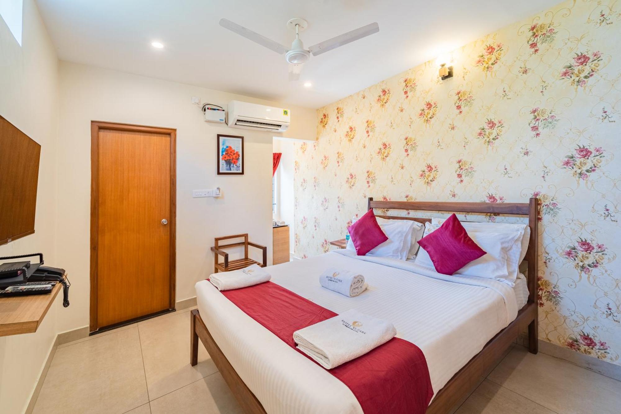 Hotel VI Park - City Centre Pondicherry Eksteriør bilde