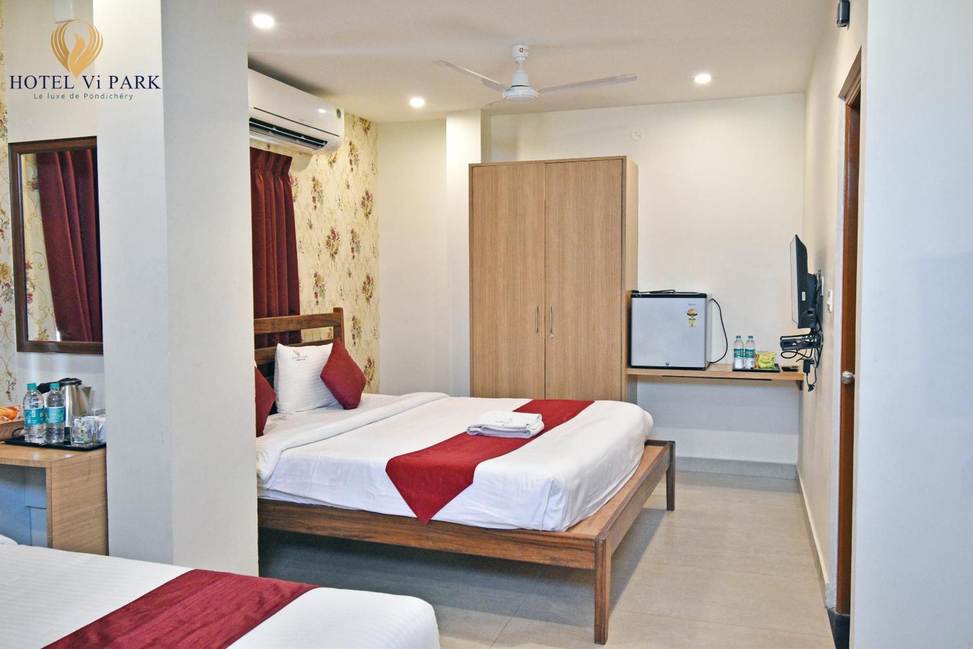 Hotel VI Park - City Centre Pondicherry Eksteriør bilde